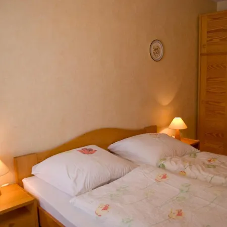 Unter Den Linden 4 达默